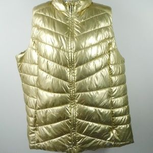 Livi Active Gold puffer Light Weight vest 26/28 3X